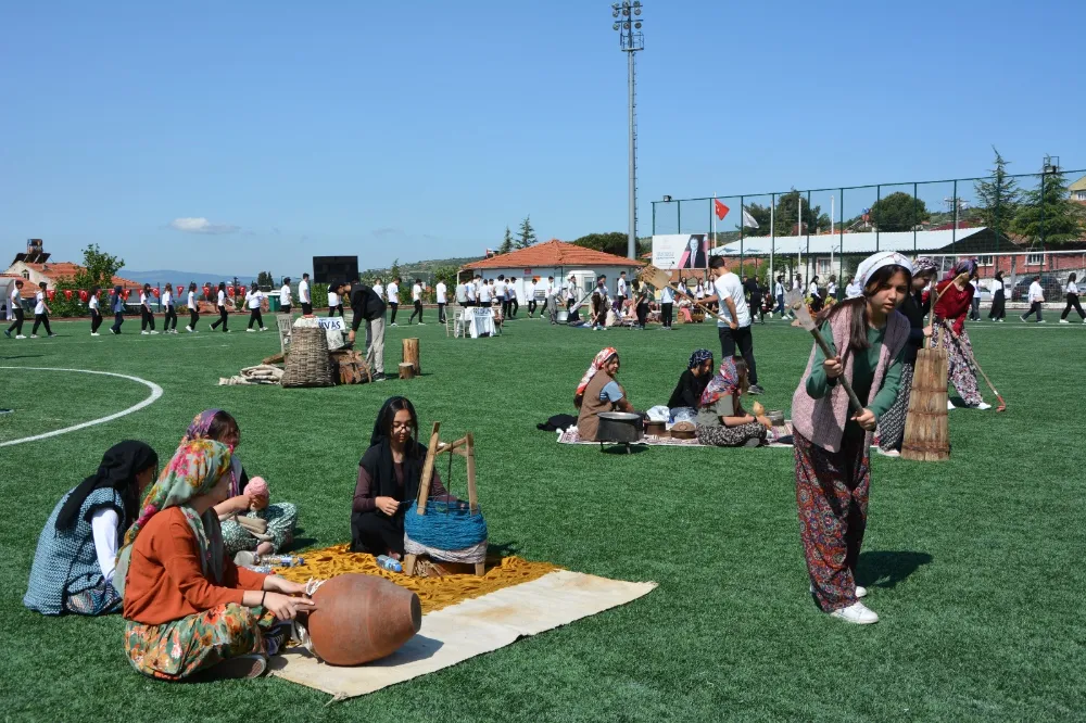 19 MAYIS’I KUTLADIK