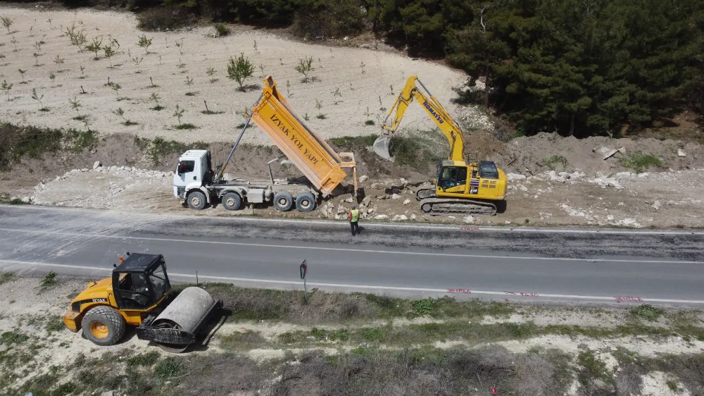 SALİHLİ KARAYOLUNDA  ÇALIŞMALAR BAŞLADI