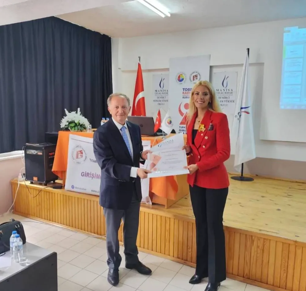 Demirci MYO’da “Kriz Yönetimi ve Stratejik Planlama”  Konferansı Gerçekleştirildi