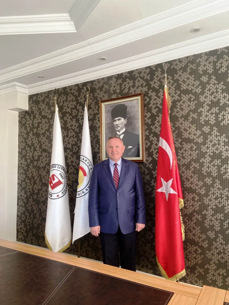 Demirci Ticaret ve Sanayi Odası Başkanı Kasım KABAK :“ ÜYELERİMİZİN BAŞARISI,  HEPİMİZİN GURUR KAYNAĞIDIR”
