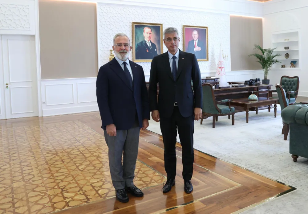 BAHADIR YENİŞEHİRLİOĞLU : “ MANİSA’NIN  SAĞLIK ALTYAPISI DAHA DA GÜÇLENİYOR!”