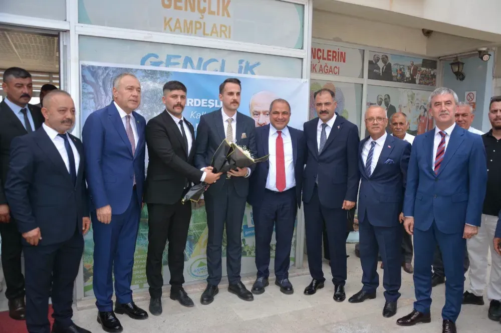 MHP’DE  BAŞKAN  ÜMİT  KANYILMAZ  GÖREVİNİ VEYSEL ÇINAR’A DEVRETTİ